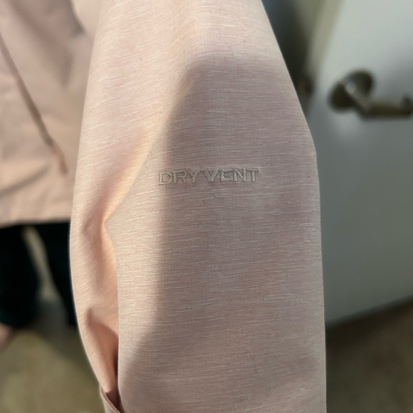 The North Face Pink Raincoat - Picture 8 of 9